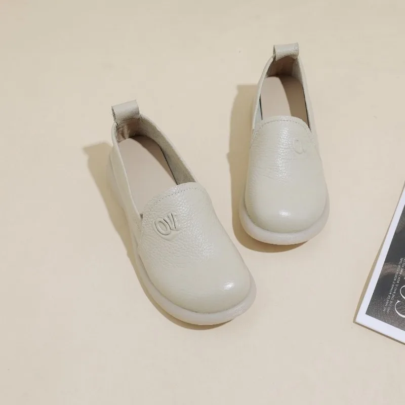 Genuine Leather Shoes Women Flat Casual Mother Shoes Soft Comfortable Cow Leather Brand Thick Sole Plus Size 41 D708