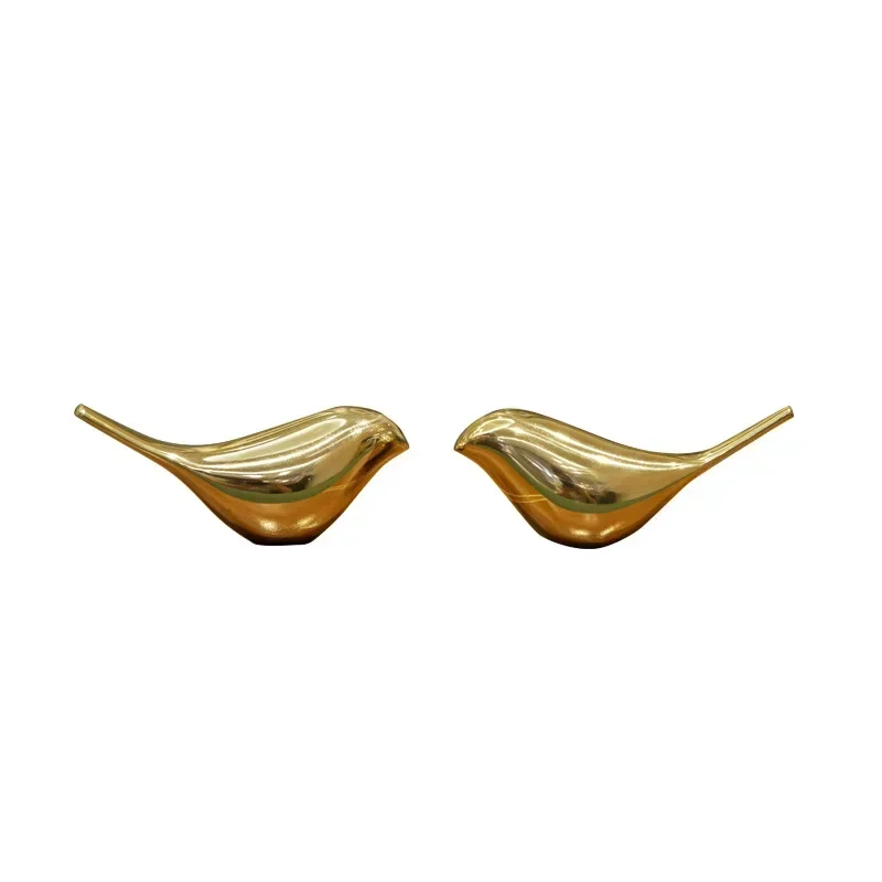 

European light luxury bird ornament high-end creative living room niche gift metal decoration