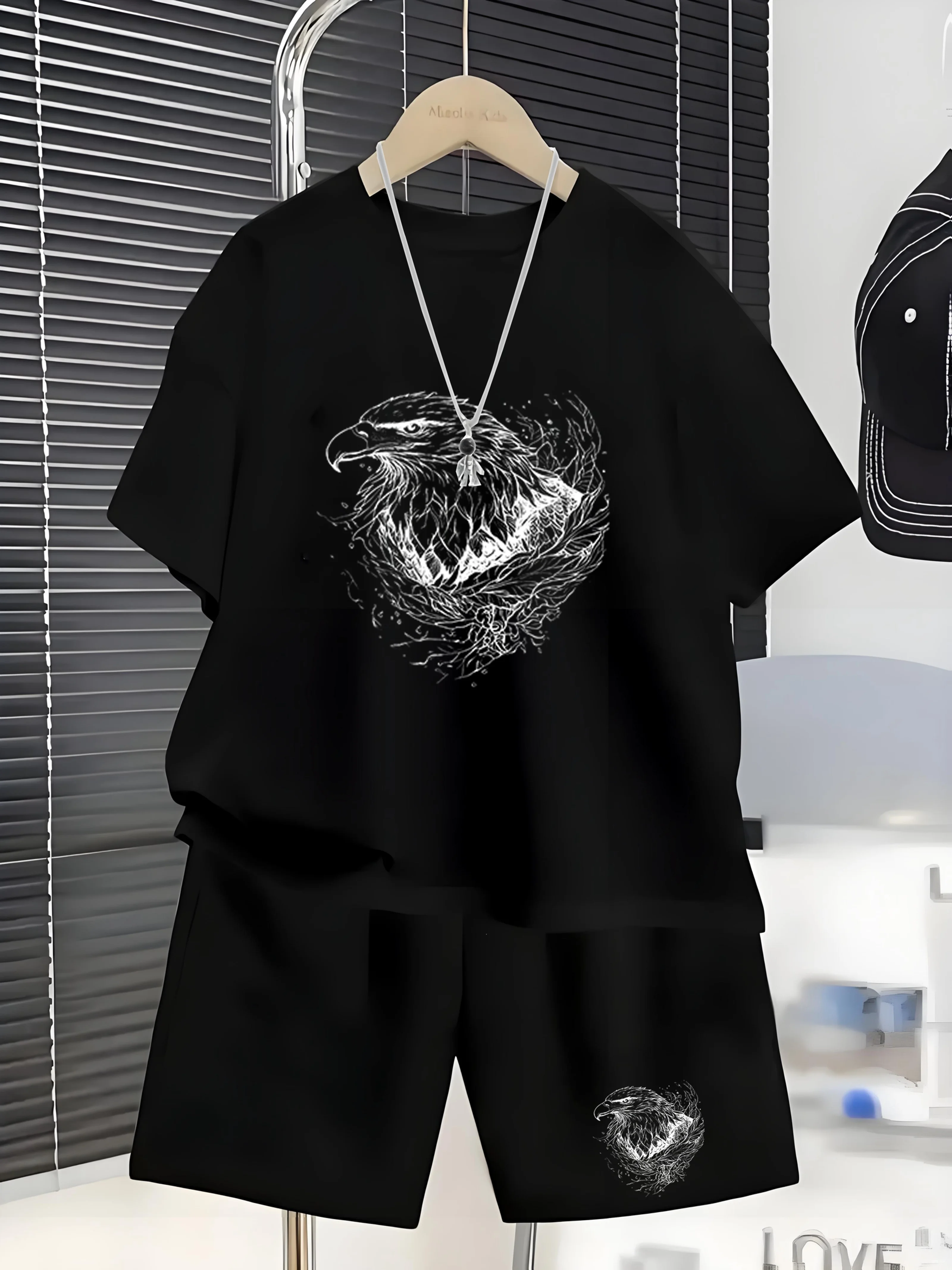 Boys Cool and Handsome Line Drawing Eagle Print Casual Two Sets of Rustling Personality Style Daily Street Comfortable Two Sets