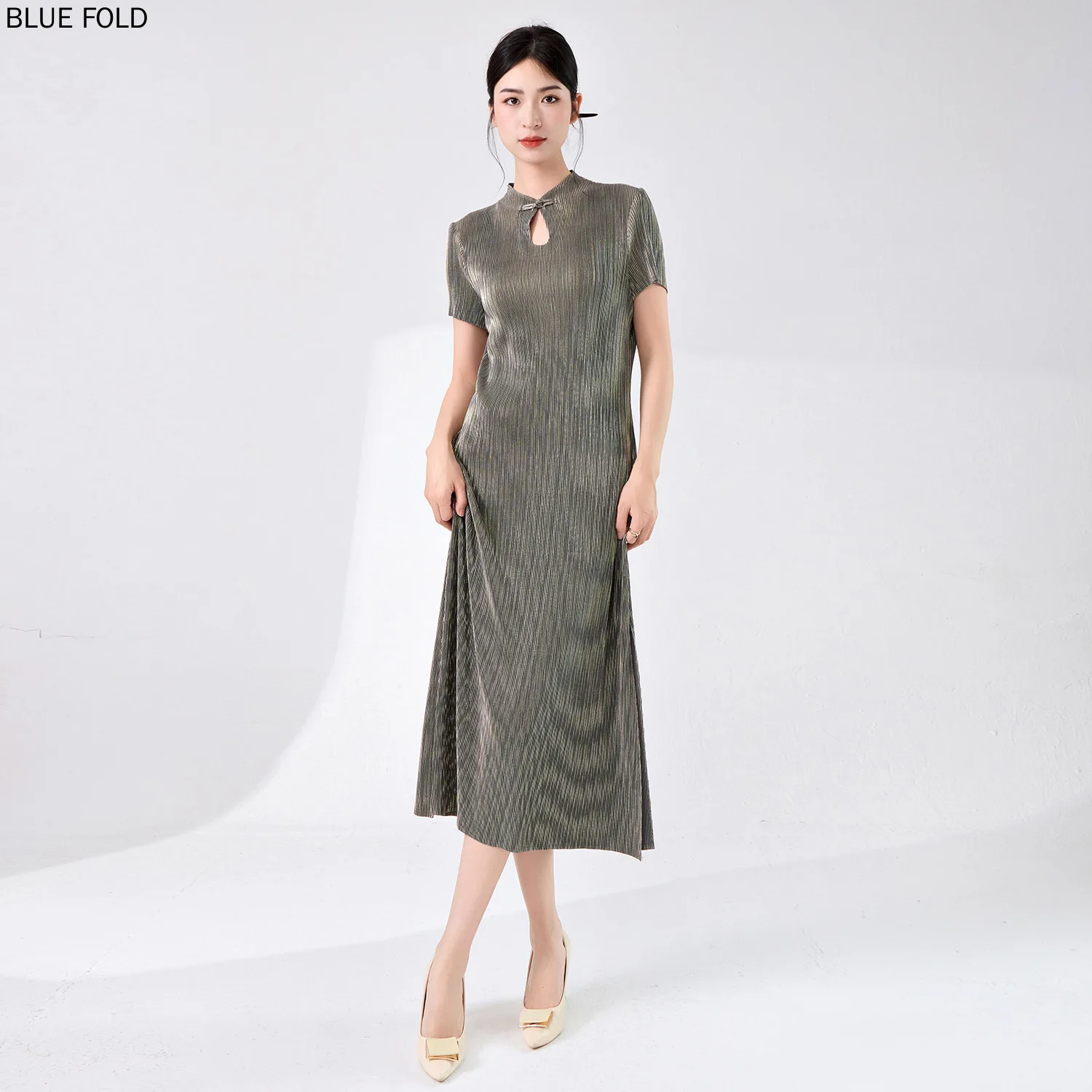 Mid-length Miyake Dres, New Chinese Style Cheongsam, Stand-up Collar, Short Sleeves, Slits, New Model, Improved Version