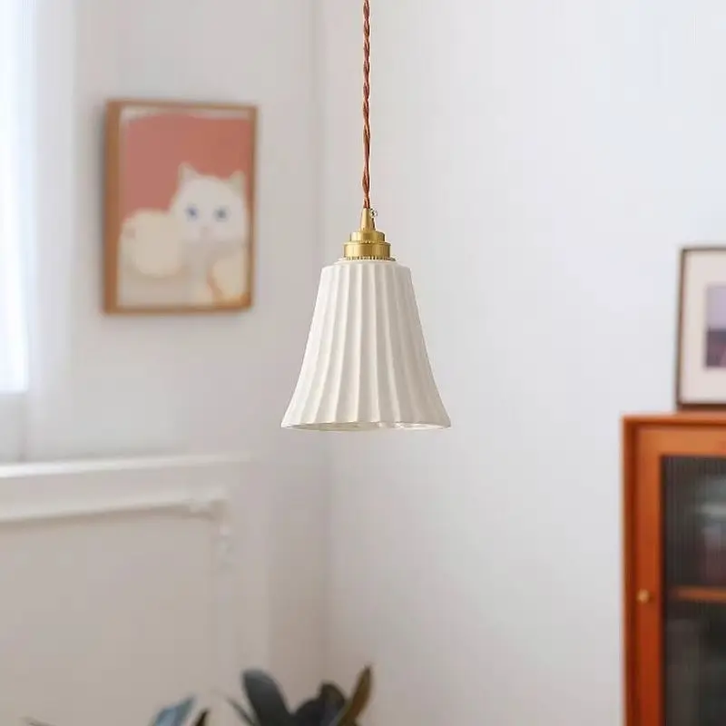 Middle American retro ceramic bedroom bedside lamp small pendant light French restaurant bar counter balcony lighting fixture