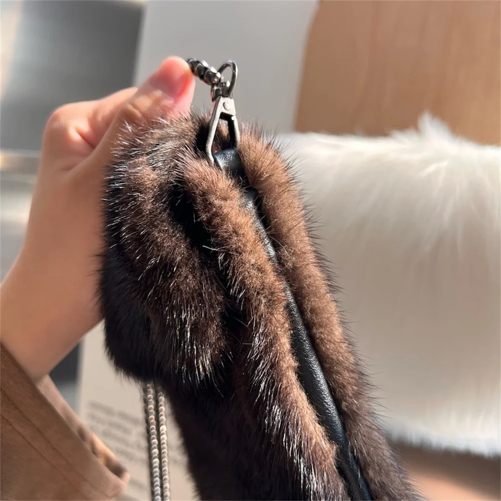 2024 Designer Luxury Mobile Phone Bag Women Crossbody Mini Bag Purses Fashion Mink Fur Bags For Woman Neck Hanging Femimime Bag