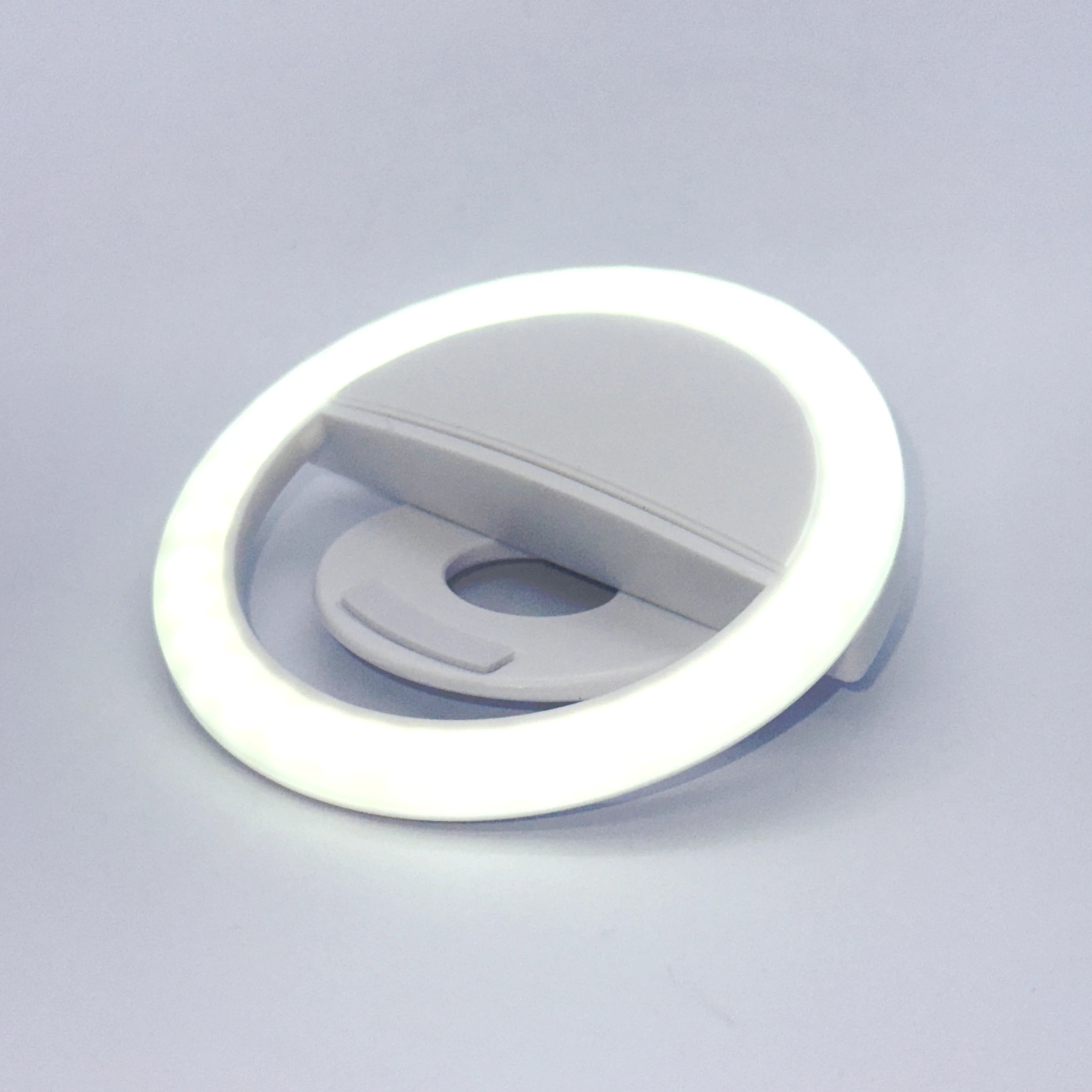 

Rechargeable LED ring light, convenient beauty fill light, mobile selfie light, clip on ring light, suitable for live streaming