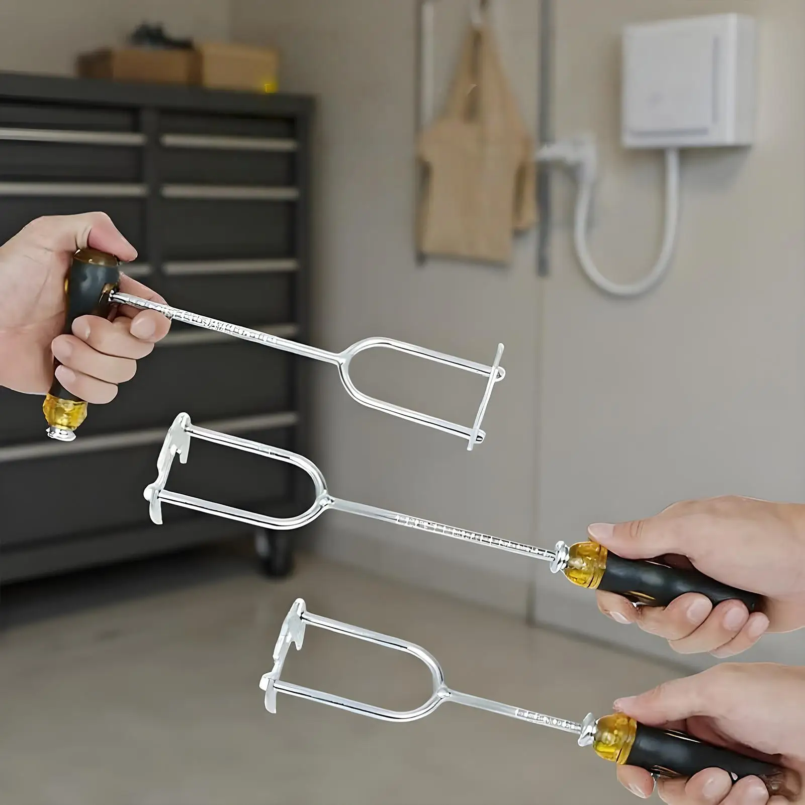 Sink Wrench Faucet Tool Multifunctional Plumber Installation Tool with 7 Interchangeable Die Heads Tight Space Faucet Wrench for