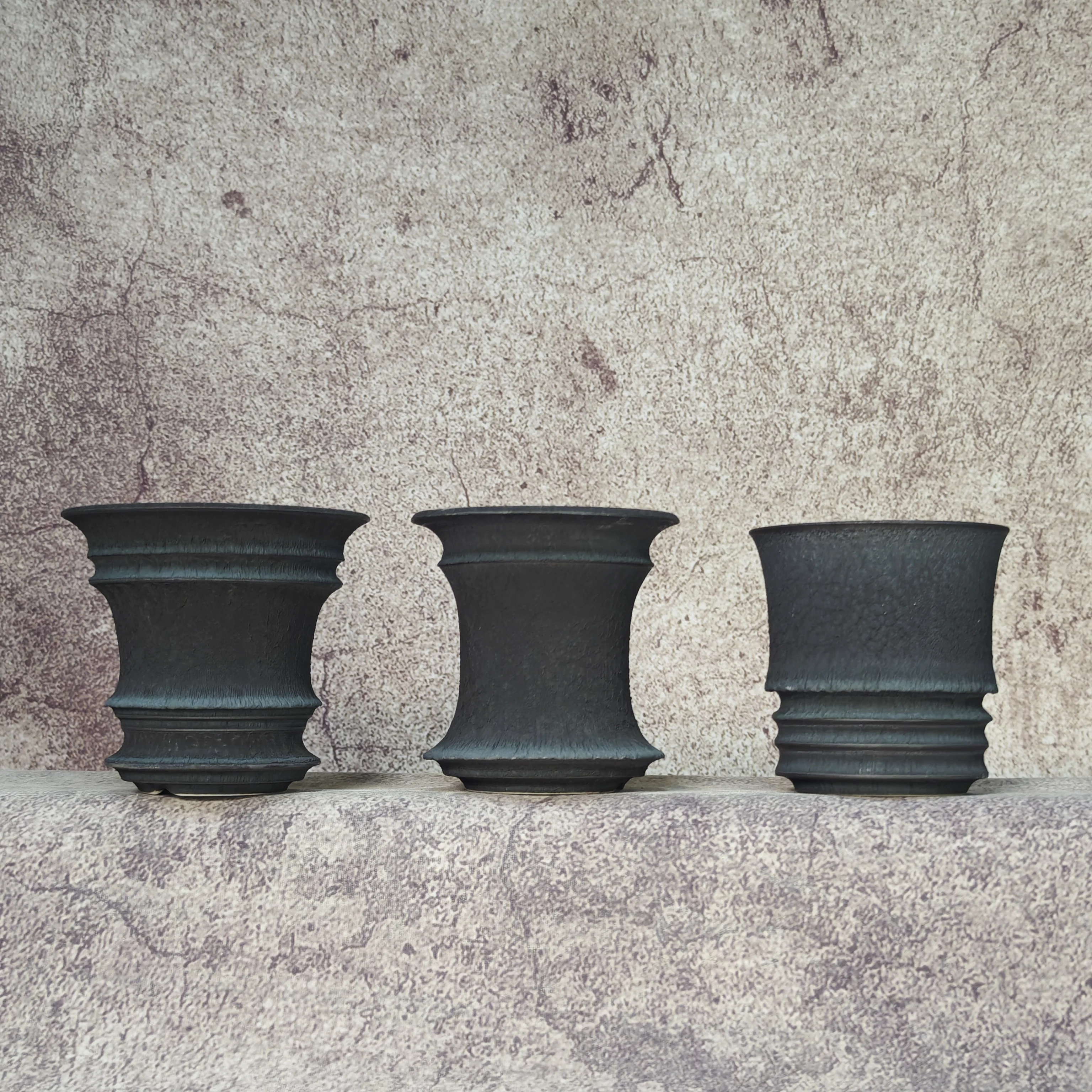 Haze‑Fold Grey Small Handmade Caudex Plant Pot, Ceramic Planter for Agave Cactus Succulent, Indoor Outdoor Balcony Desktop Decor