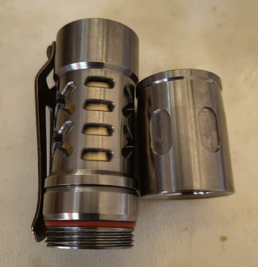 USED EDC Maeerxu DF03 Titanium Natural Color Strong Light Outdoor Tools Torch Lamp decompression toy
