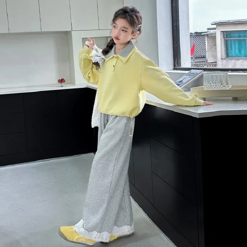 2026 SpringAutumn Girls Stylish Cotton Crop Sweatshirt+Lace Patchwork Sweatpant Set School Kids 2PCS Tracksuit Children Outfit