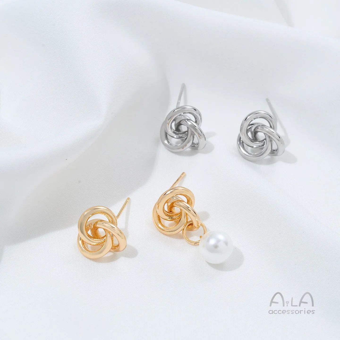 

Copper-plated 14K Gold Three-ring Winding Stud Earrings Niche High-end Personalized Earrings Handmade DIY Ear Jewelry Accessorie