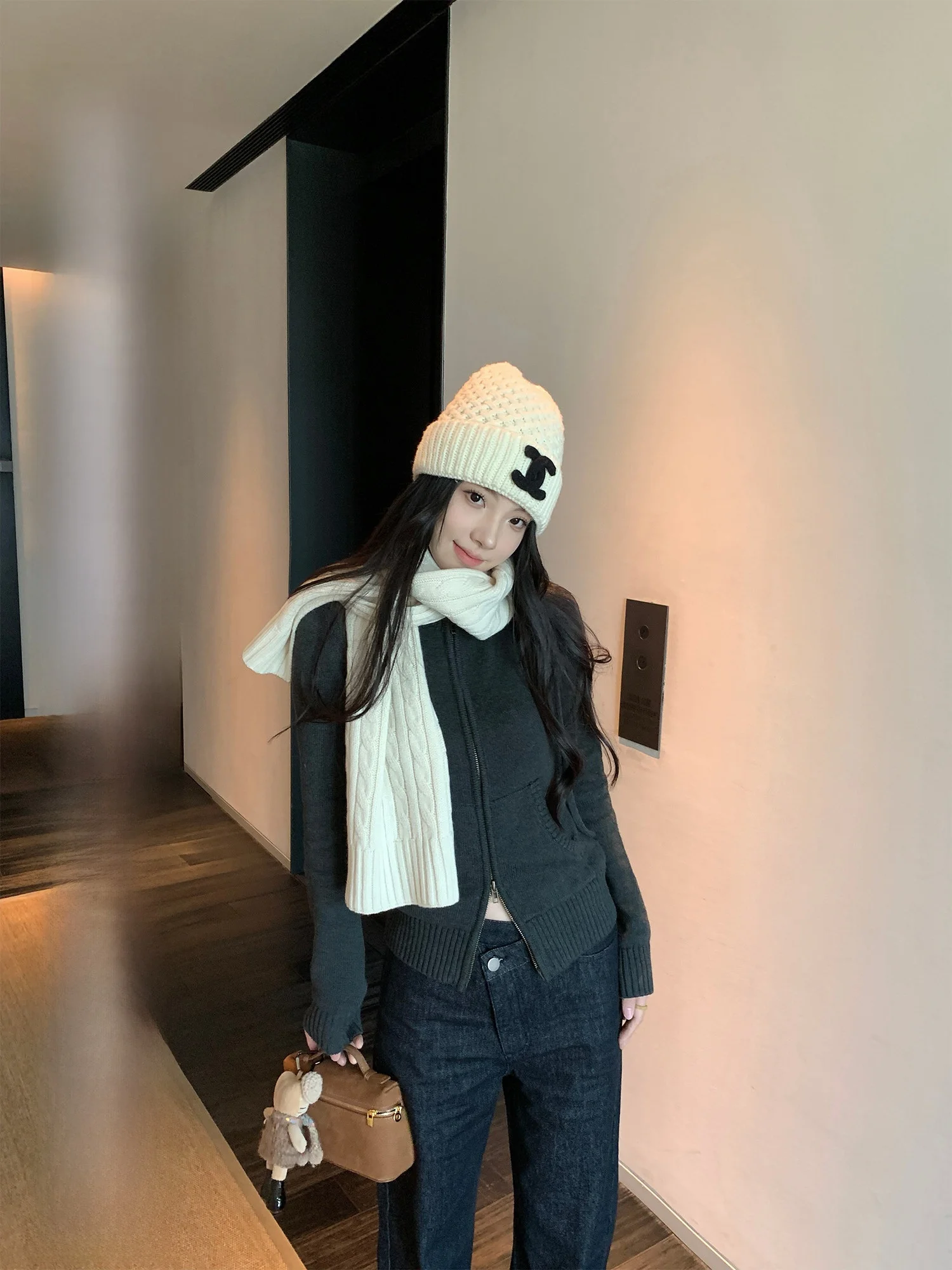 

Женский вязаный кардиган-свитер с капюшоном, приталенный, осенне-зимний, для повседневной носки, с длинным рукавом, круглый вырез, для электронной коммерции