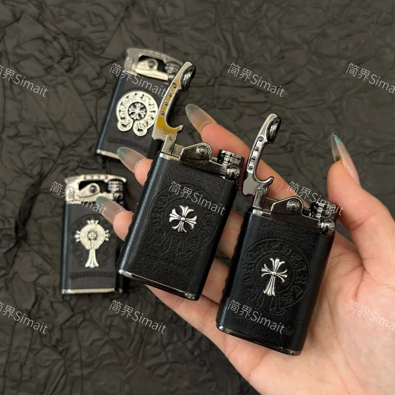 2026 Neues Retro-Kreuzmuster Winddichtes Aufblasbares Feuerzeug Hochwertiges Luxus-Leder-Muster Raucher-Geschenkserie für Männer