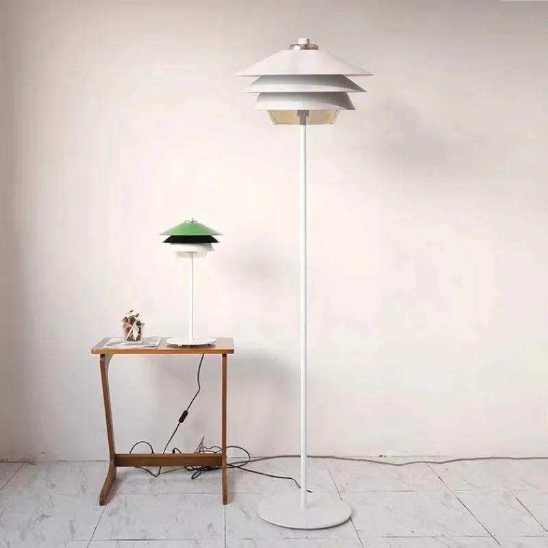 Mittelalterliche Wohnzimmer-Tischlampe, einfache Homestay, nordisches Designer-Studie