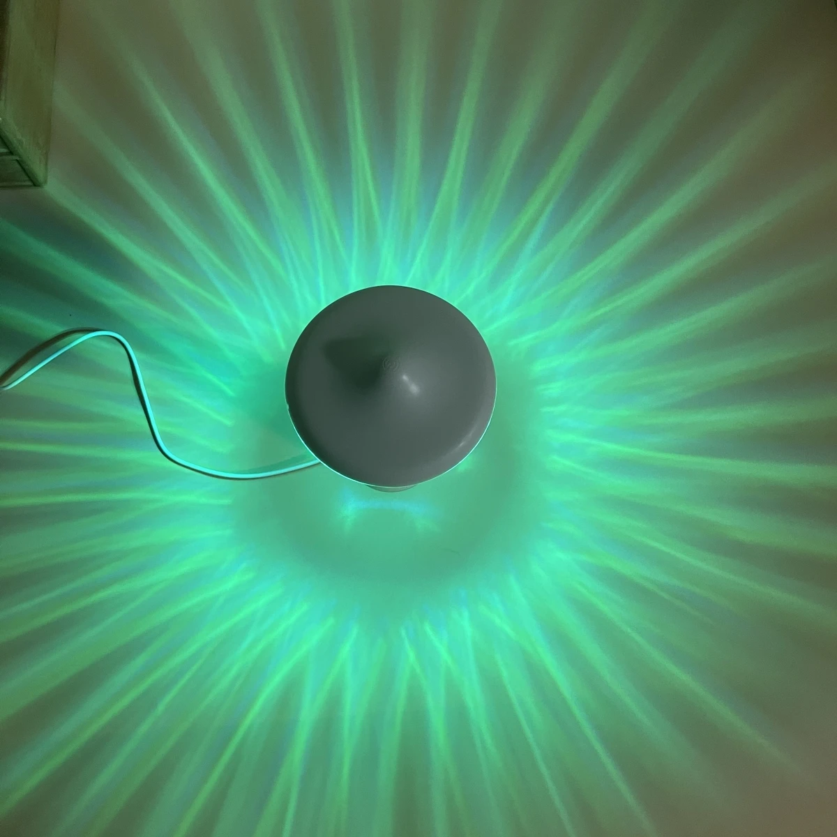 UFO Small Table Lamp USB Plug in RGB16 Color Mushroom Table Lamp Bedroom Decoration Gift Atmosphere Lamp