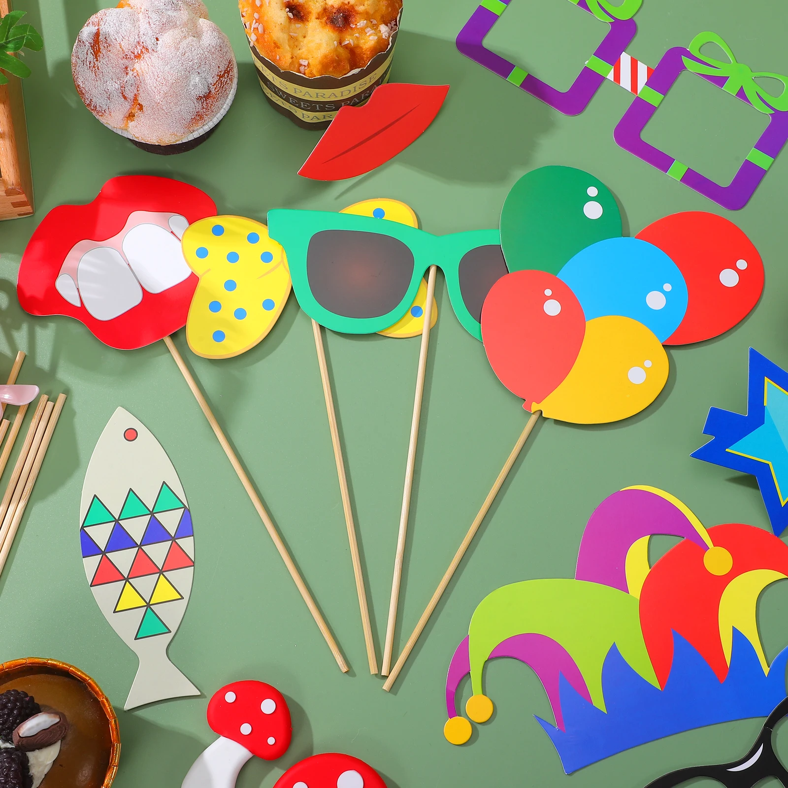 

36pcs Photo Booth Props For Wedding Birthday Carnival Bachelorette Party Decoration Accessories Circus Theme Handheld