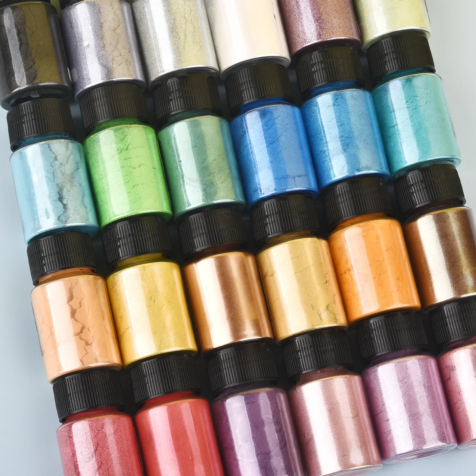 24 Kolory Perłowy Pigment w Pr – Candle Making Material recenzja i cena