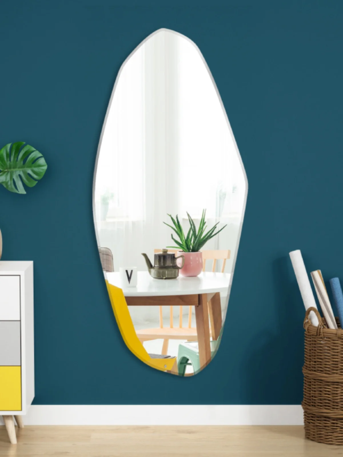 Irregular designer full-length mirror special-shaped clothing store fitting mirror home porch mirror wall explosion-proof