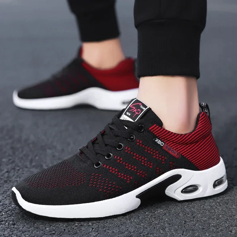 

2025 Plus-size Flying Woven Casual Sports Men Fashion Round Head High Quality Fabric Comfortable Lace-up Running Shoes