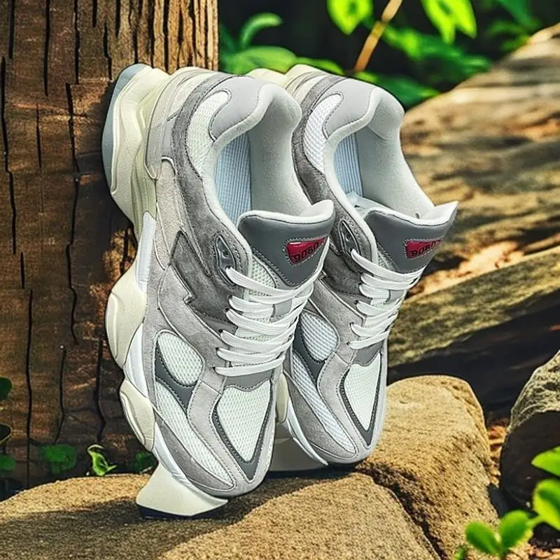 

Новые осенние и зимние модели. Стильные, универсальные, удобные и мягкие, подходящие для прыжков и бега. Обувь для папы и с мягкой подкладкой.