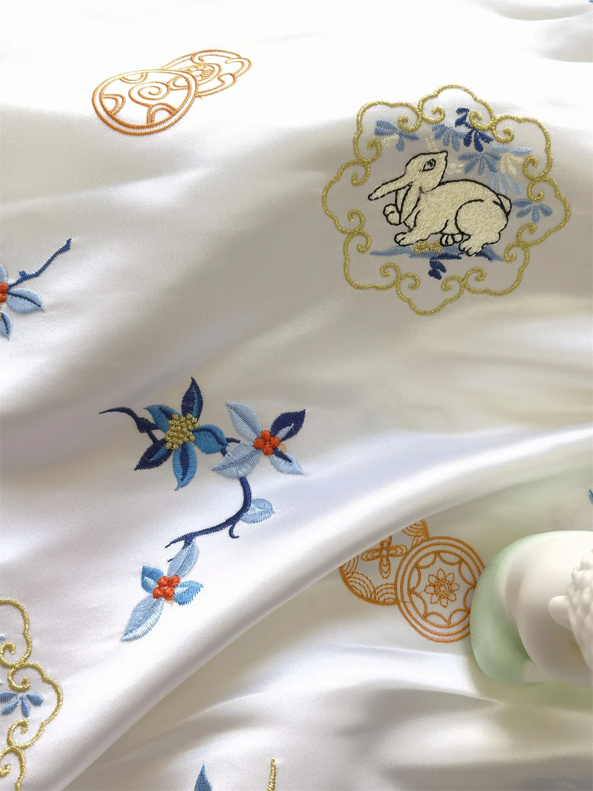 Non-Heritage Suzhou Embroidery Full Silk Satin Cheongsam Trench Coat Fabric Fabric Thickened and Densely Woven