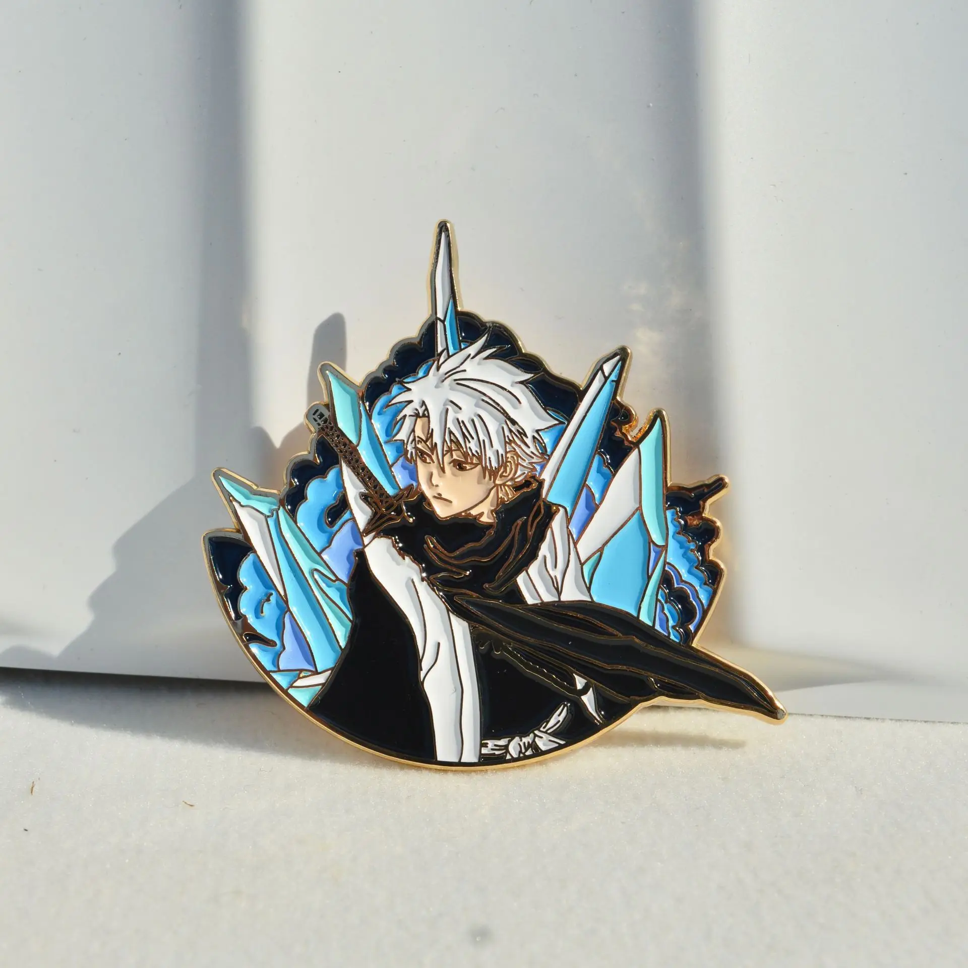 Anime BLEACH Pins Pendant Hitsugaya Toushirou Metal Badges