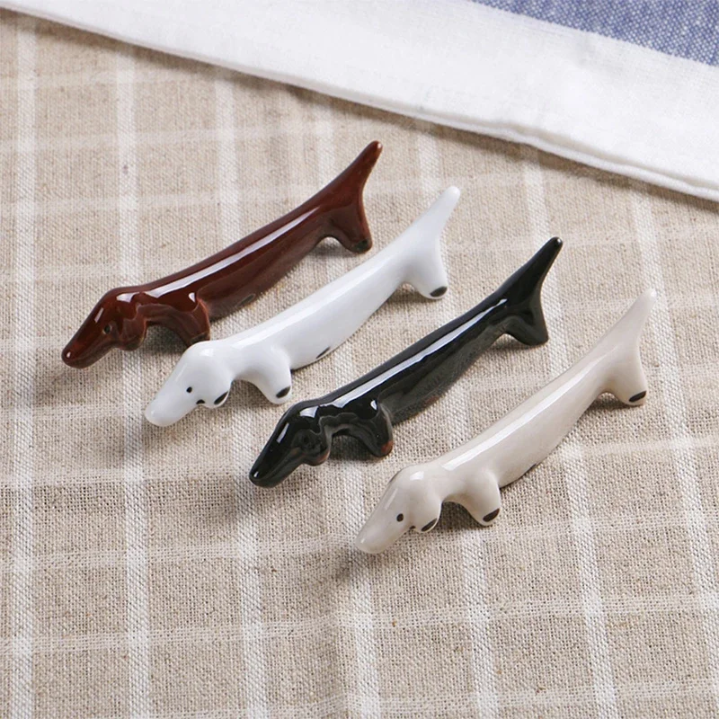 4pcs set Creative Retro Ceramic Chopstick Holder Dachshund Dog Shaped Dinnerware Stand Cute Home Table Decoration