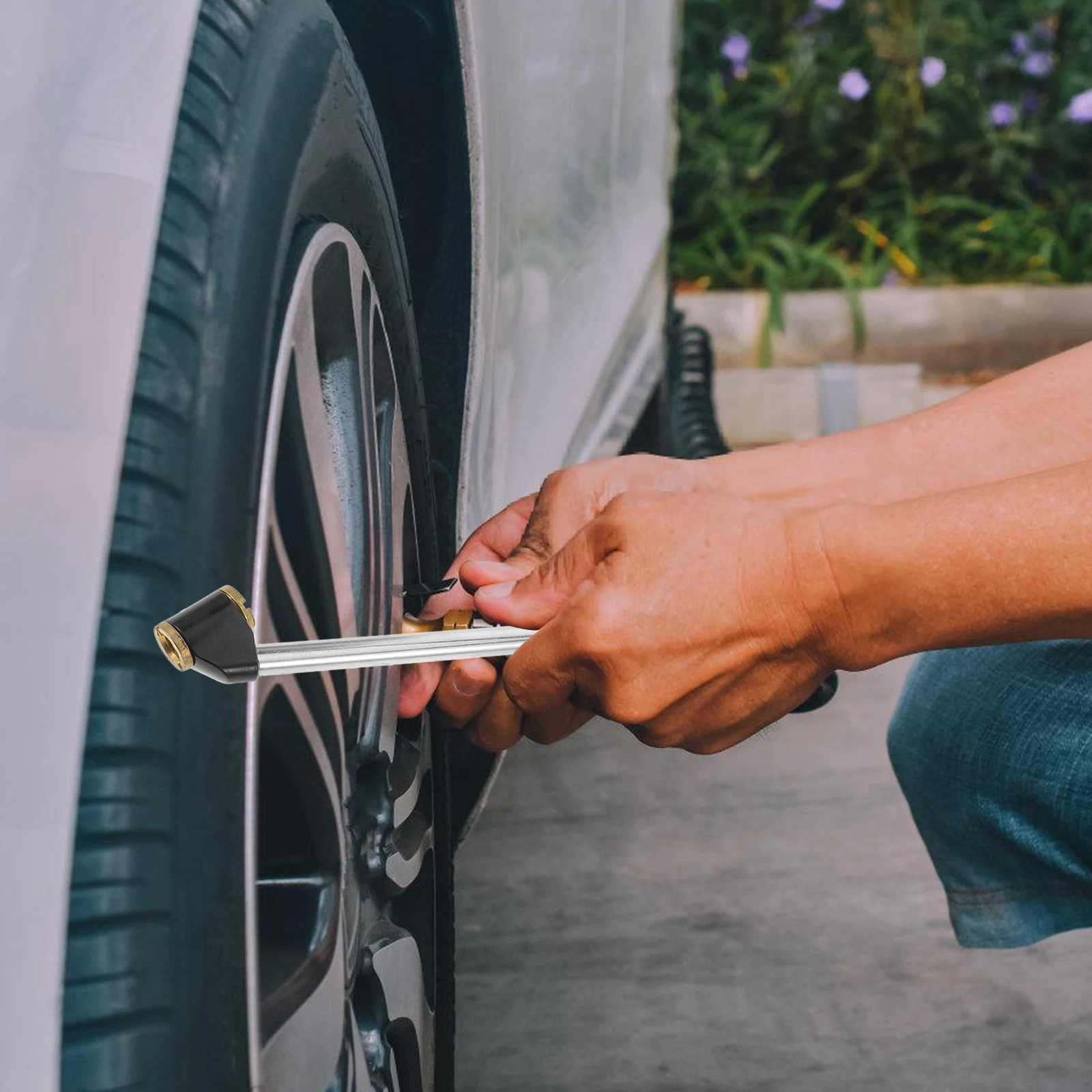 

Dual-End Inflator Compressor Attachment Quick Inflation Air Chuck Durable Zinc Alloy Air Nozzle Fast Car Tire Inflator Compact