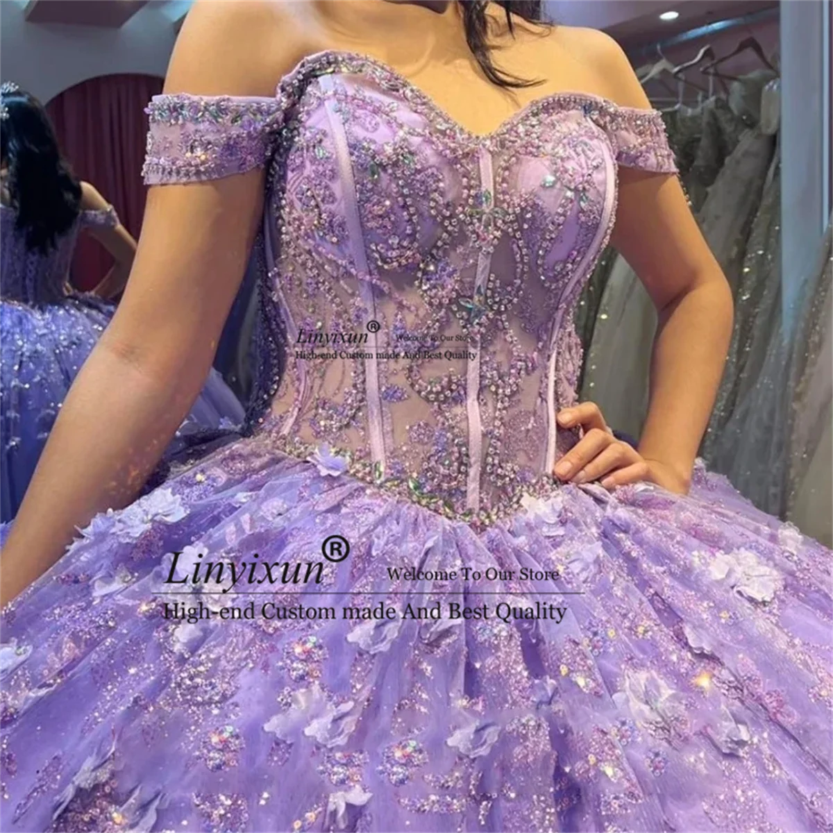Shiny Customized Quinceanera Dresses Beads 3D Floral Applique Lace With Detached Train Sweet 15 16 Birthday Party Prom Gown