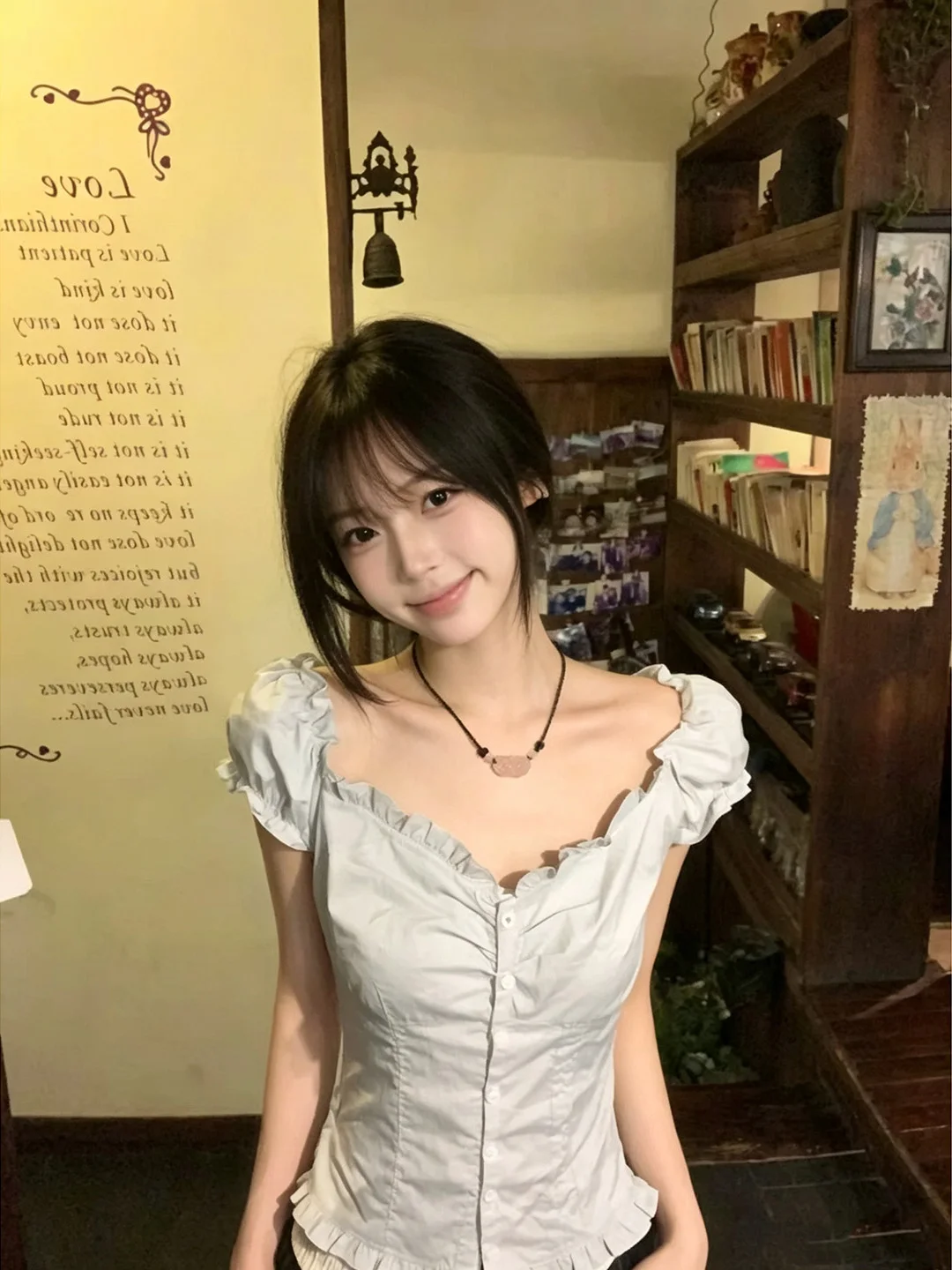 

Retro V-Neck Bubble Sleeve Shirt Short Sleeve Women Summer Slimming Elegant Short Dress Casual Breathable Skin-Friendly