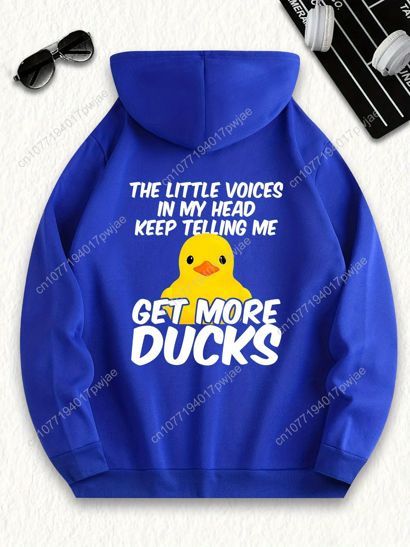 [Болстовка с игривой уткой] Повседневная коричневая мужская толстовка с капюшоном |   Толстовка с игривым рисунком и дизайном желтой утки — «Маленькие голосы в моем голове»