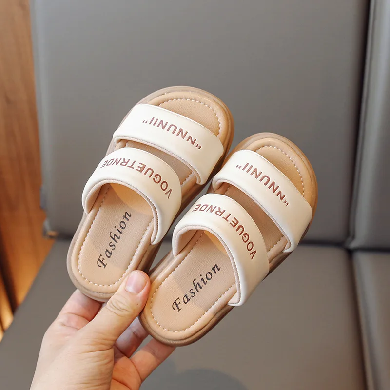 2024 Summer New Girls' Slippers Fashion Casual Korean Version Simple Beach Cool Children's Shoes