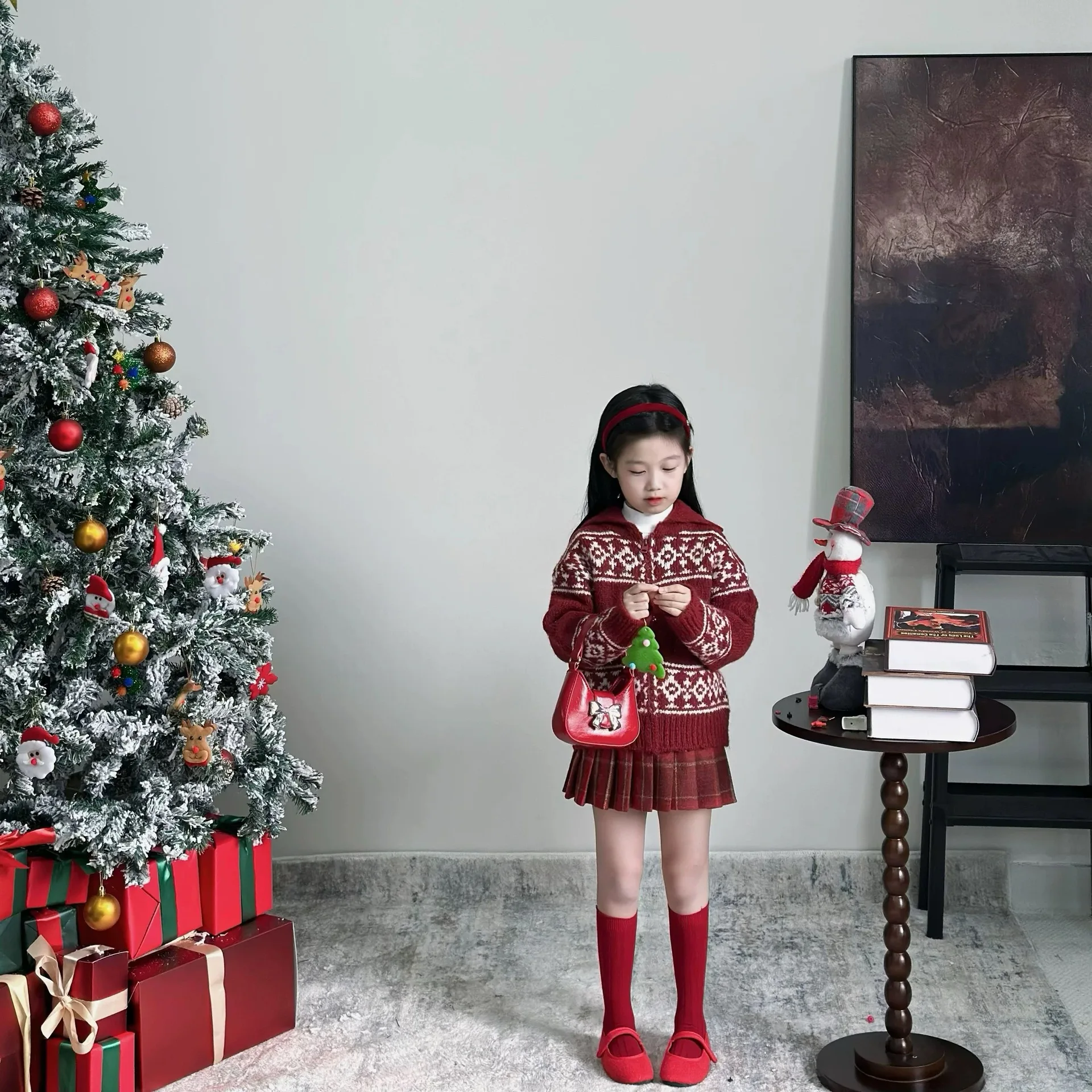 

Girls Cardigan 2025 Autumn and Winter New Retro Western-style Knitted Top Christmas and New Year Fashion Western-style