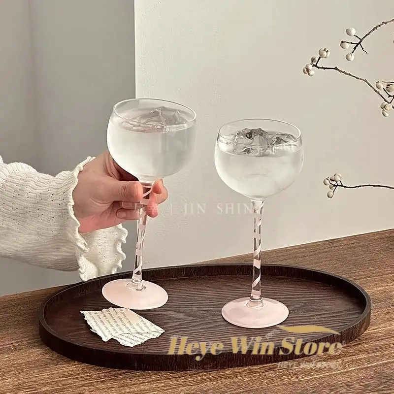 Small Niche Design with Pink Color and High Footed Glass Cup Cute and Attractive for Women Juice Cup Slightly Tipsy Cocktail Cup