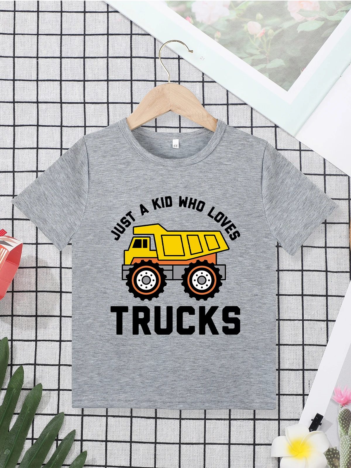 Just a Kid Who Loves Trucks T-shirts Grey Fashion Streetwear Summer Boys Clothes Breathable Fabric 2 to 7 Years Children Shirt