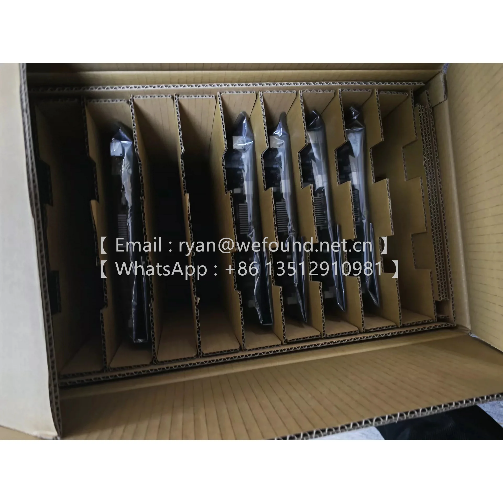 X13SAE X13SAE-F W680 第14/13/12世代 Core i9/i7/i5/i3 プロセッサー、シングルソケット LGA-1700