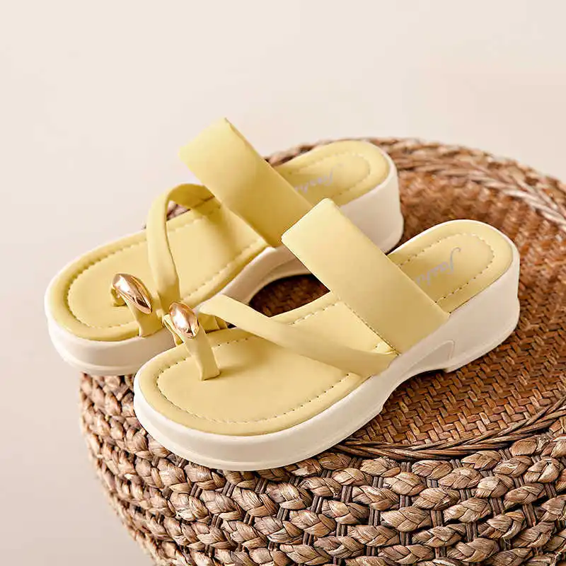 

Женские повседневные кроссовки с круглым носком, роскошные сандалии, женская обувь, оптовая продажа, тапочки, спортивные кроссовки для легкой атлетики, перепродажа