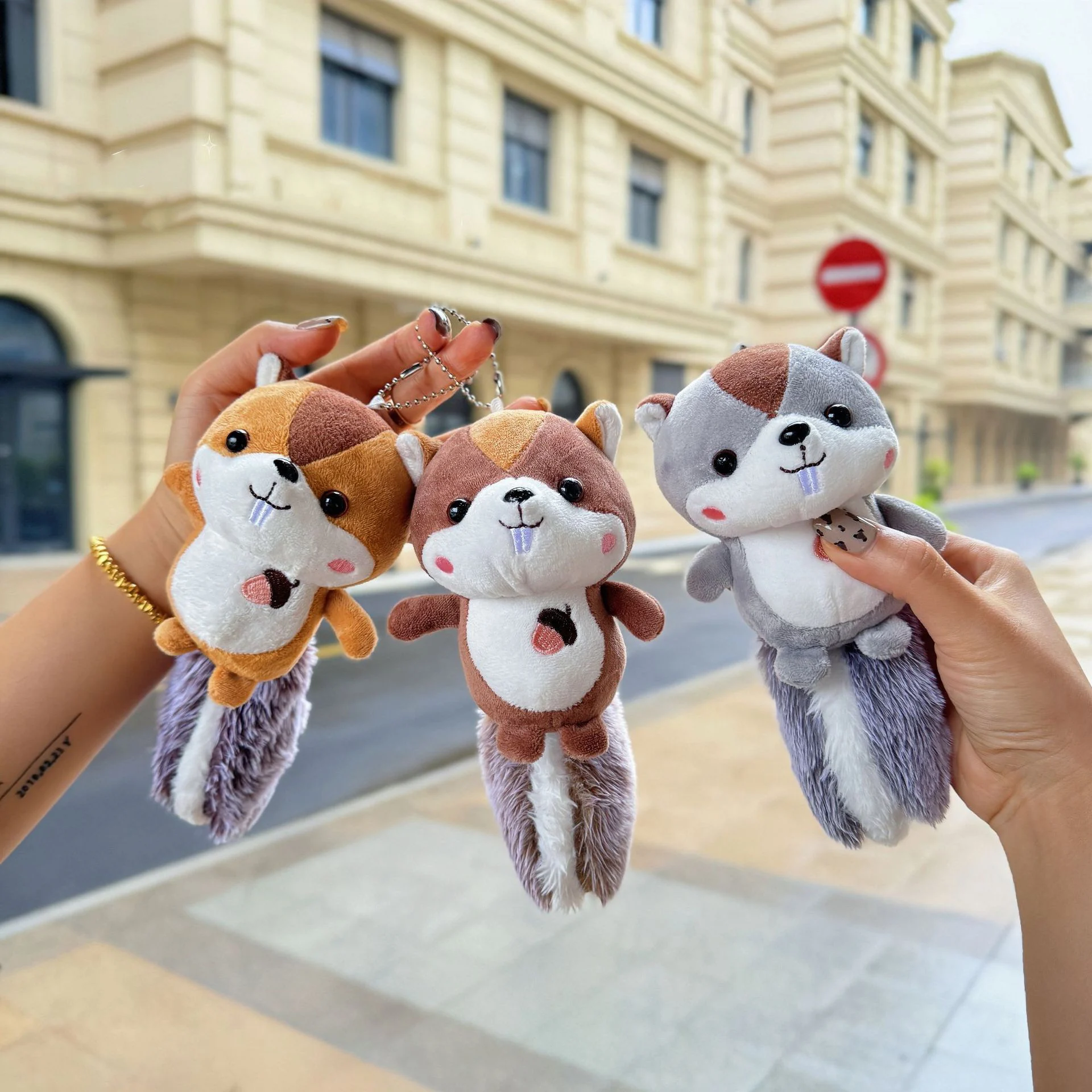 

Creative Squirrel Plush Doll Figurine Pendant Cute Boutique Squirrel Doll Keychain Bag Doll Hanging Decoration