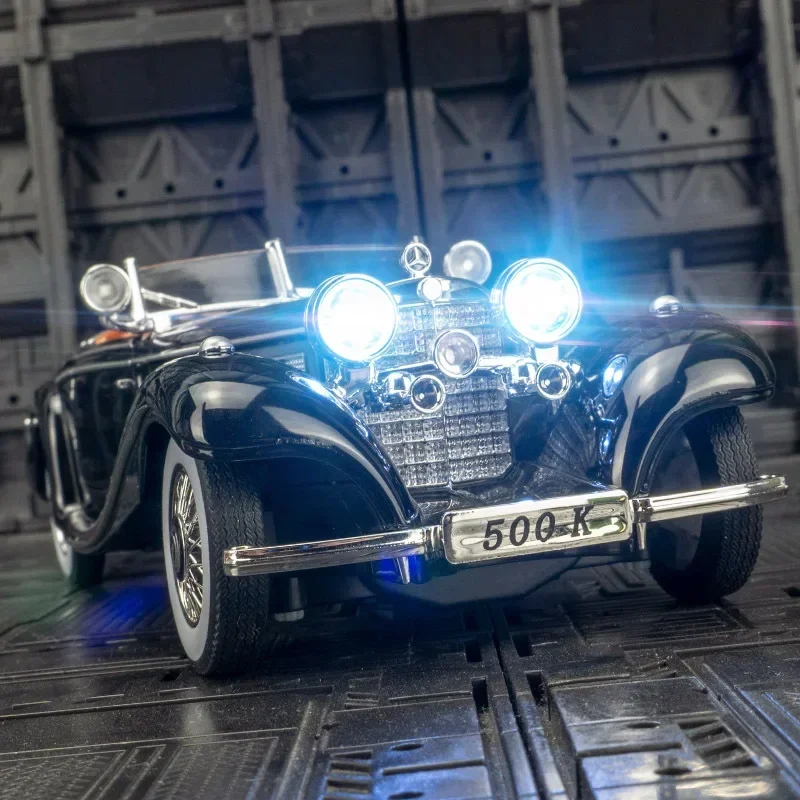 1:24 500k 클래식 빈티지 자동차 ﻿ 합금 자동차 모델 소리와 빛 풀백 어린이 장난감 수집품 생일 선물