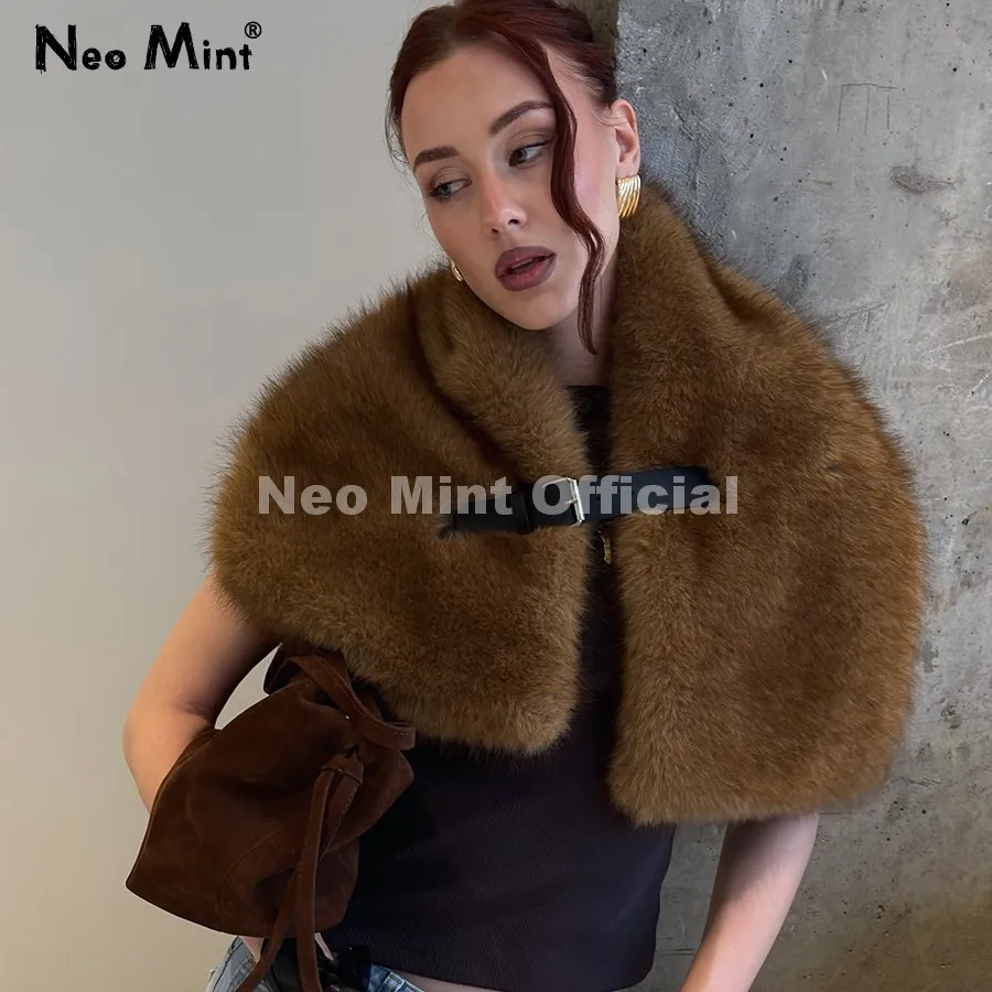Neo Mint Chic Street Fashion Girls Fuzzy Fur Buckle Scarf Women Luxury Fluffy Faux Fox Fur Stole Shawl Scarves Plush Neck Warmer