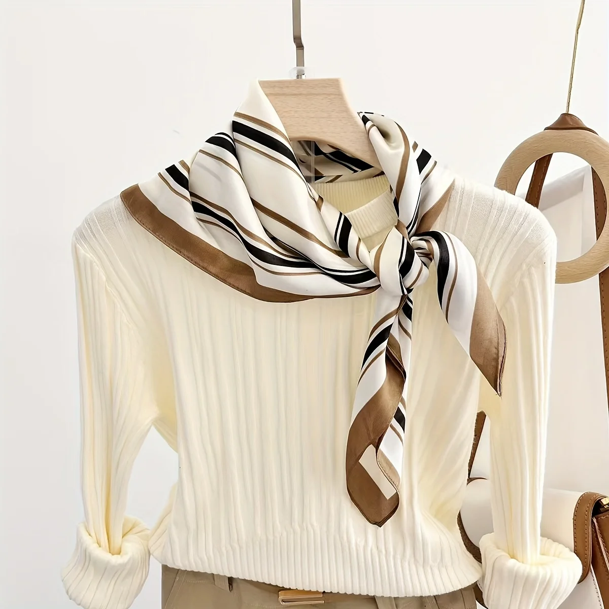 New Elegant Geometric Striped Square Scarf for Women Satin Fashion Wraps Neckerchief Female Hair Bands Ribbon Headband Bandana