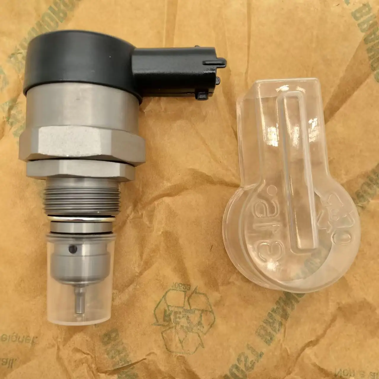 High Durability 0281002712 Common Rail DRV Pressure Control Valve Precise Regulation Engine System Accessories
