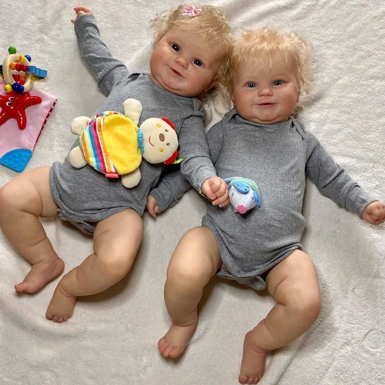 

Reborn doll 50 cm soft cloth body/realistic doll/unisex/blue eyes/Christmas gift for girl