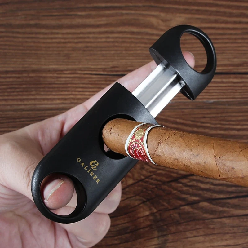 & กรรไกรซิการ์สแตนเลสแบบพกพาสามเครื่องมือ มีดซิการ์แบบพกพา เครื่องตัดซิการ์คม คีมซิการ์เจาะรูกลม