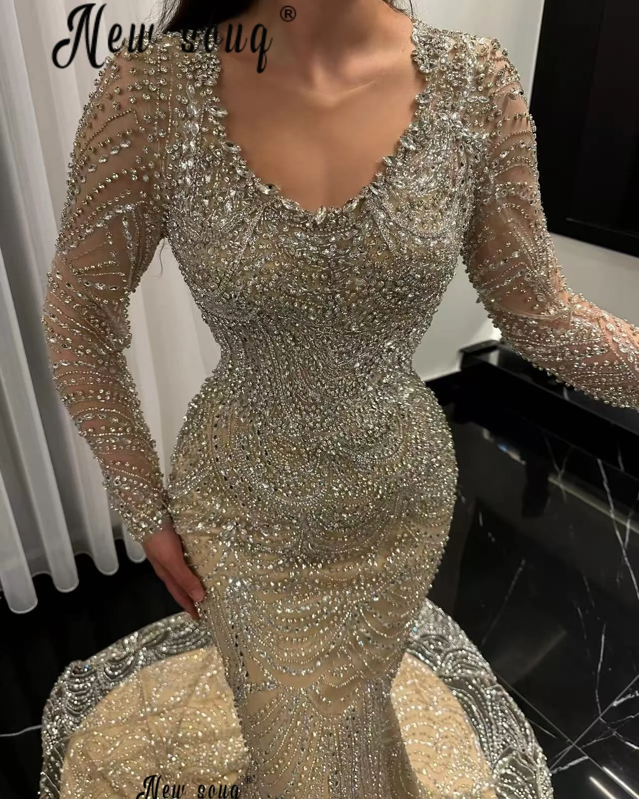 Vestidos de boda para fiestas	Crystals Champagne Prom Dresses Long Sleeves Customized Luxury 2025 Celebrity Gowns Bridal Dress