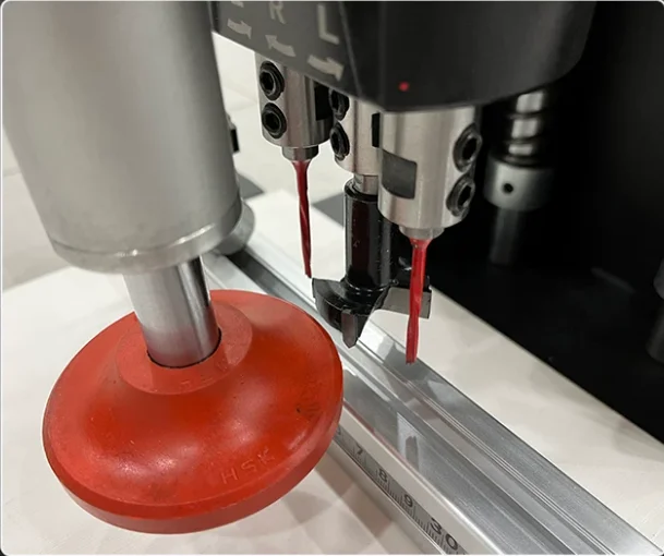 Single Head Hinge Drilling Machine Automatic Vertical Board Hinge Boring Machine
