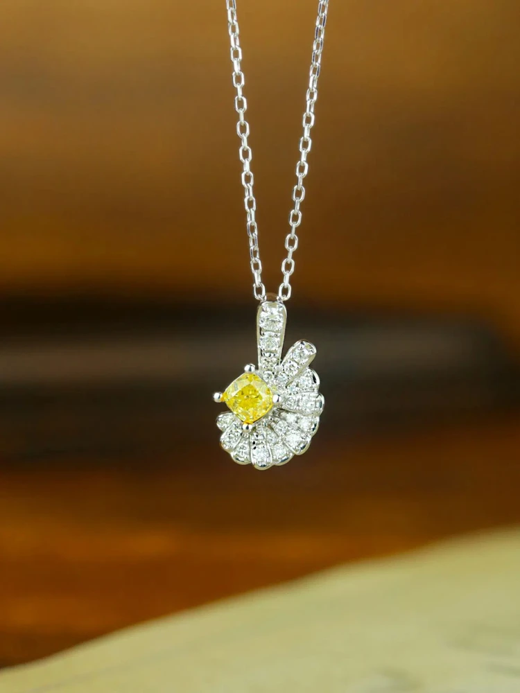 

S925 Sterling Silver Women's Necklace Yellow Zircon Fan Necklace French Jewellery for Women Daily Wear Holiday Party Gifts