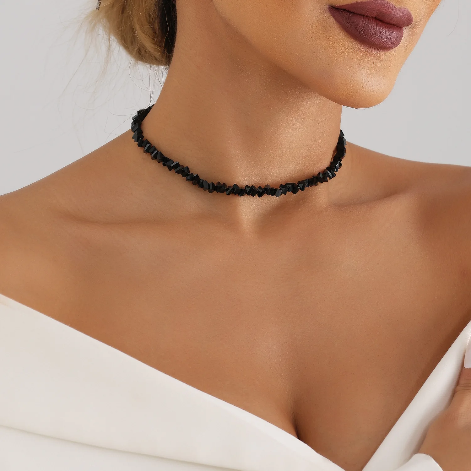 Retro Hand Woven Beaded Black Crystal Chain Necklace Kpop Clavicle Chain Choker For Women Trendy Jewelry