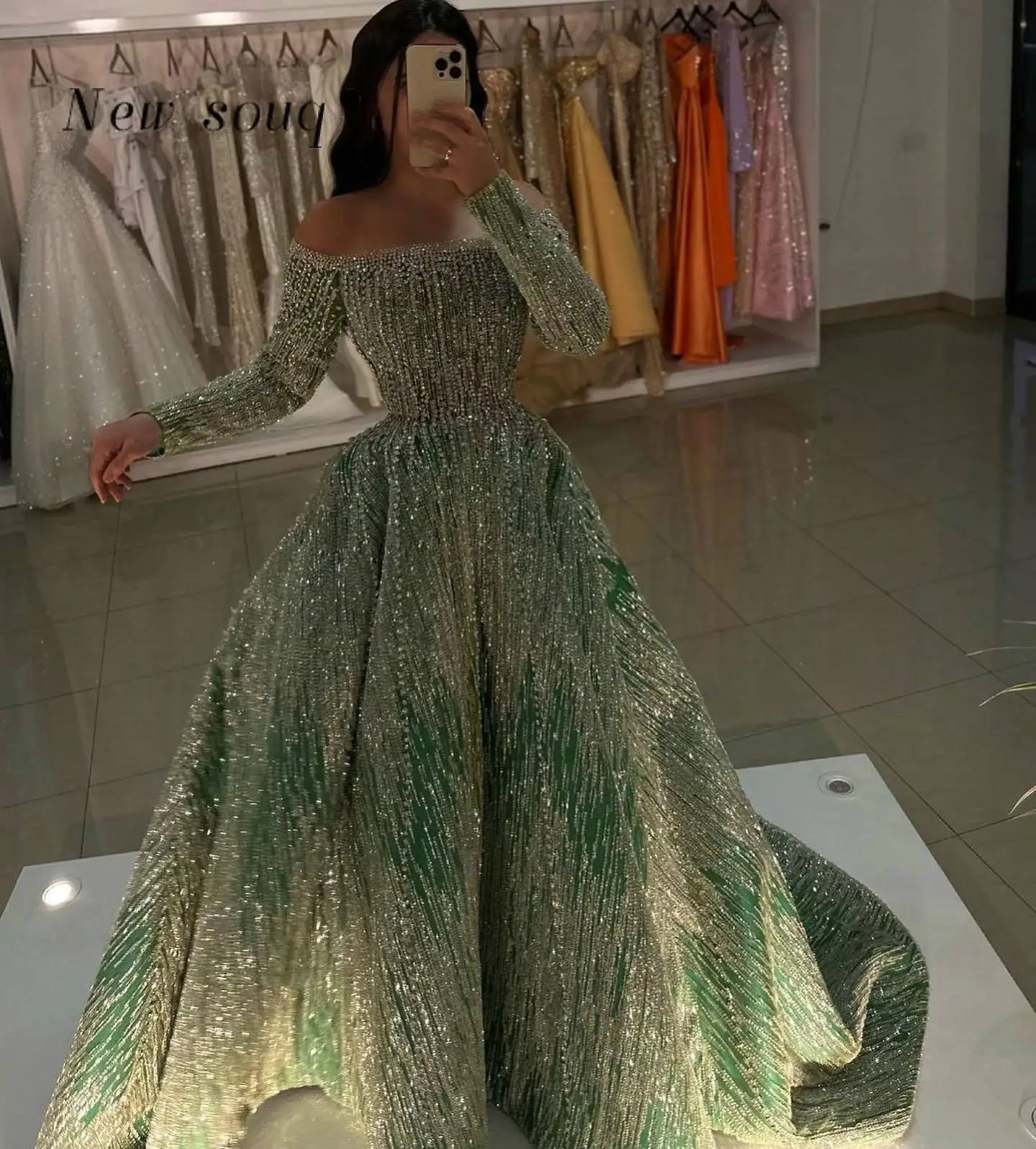 2024 Arabic Sparkling Green Boat Neck Evening Dresses Puffy A-Line Ruched Formal Gowns for Women\'s Wedding Party Custom Made