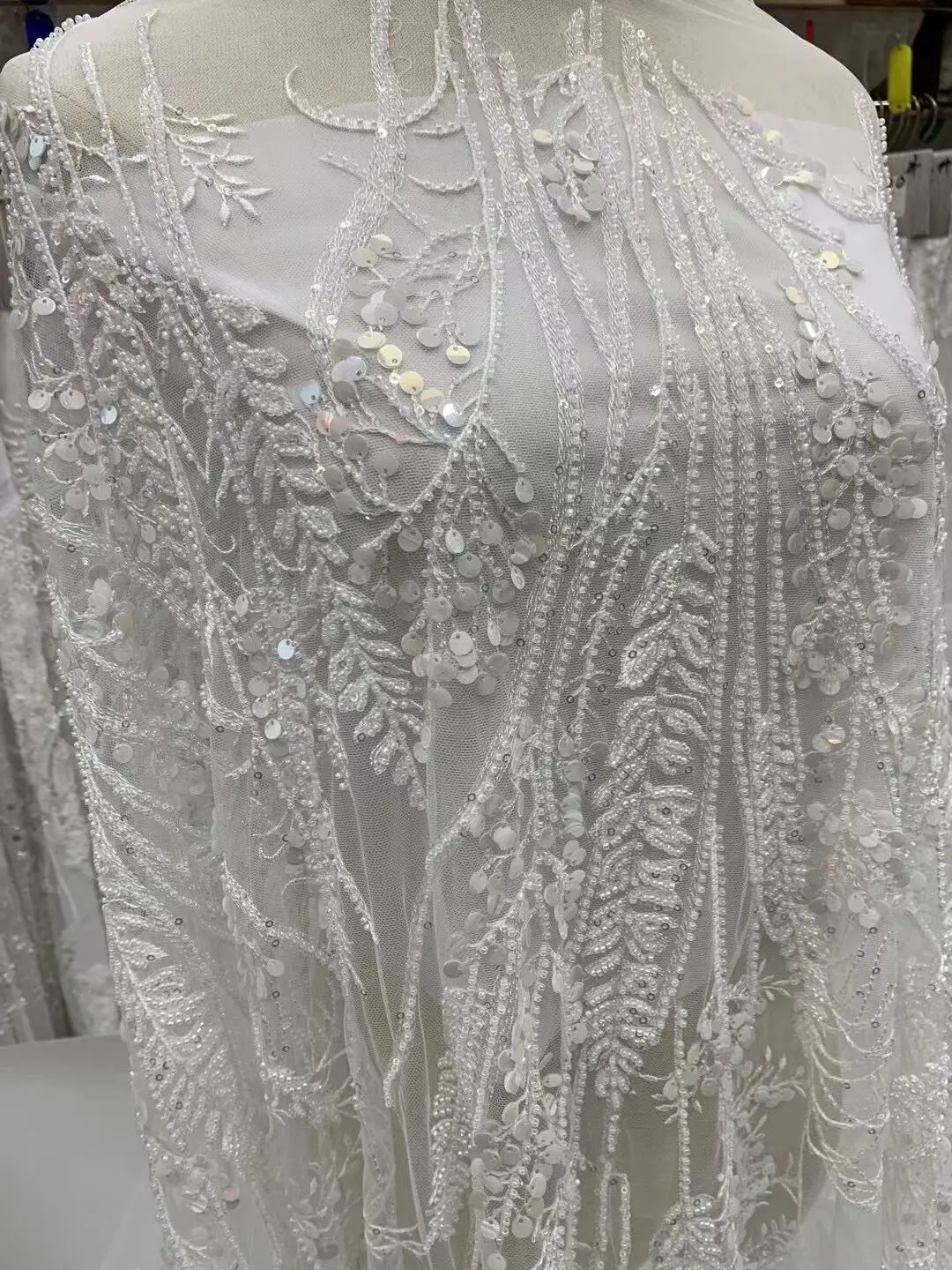 

African beads Lace Fabric SYJ-1302919 High Quality Sequins Wedding Dress For Women Fashion Embroidery Fabric For Sewing