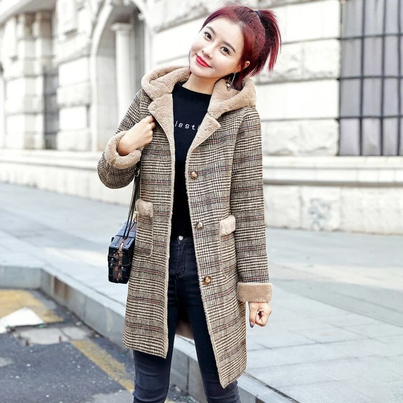 Autumn Winter Wool Coat Women Plaid Sheep Shear Leather Fur Mid Long Coats Plus Velvet Thick Hooded Warm Wool Lady Coat