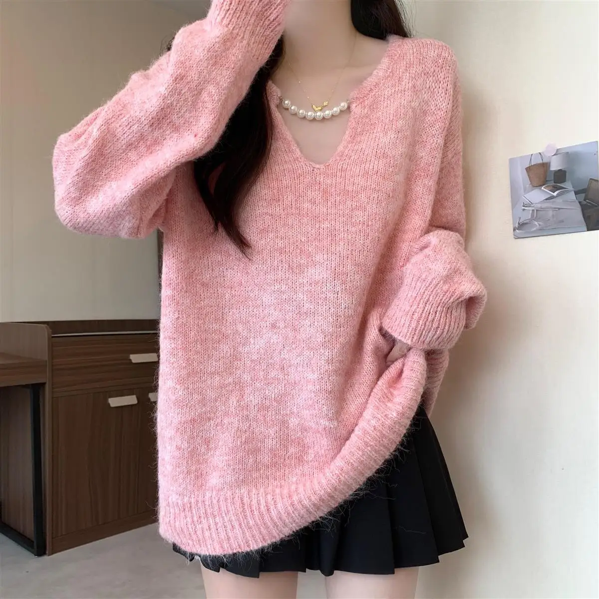 High End Soft and Sticky Knitted Sweater for Women Slimming Down and Covering the Buttocks Mid to Long and Niche Top