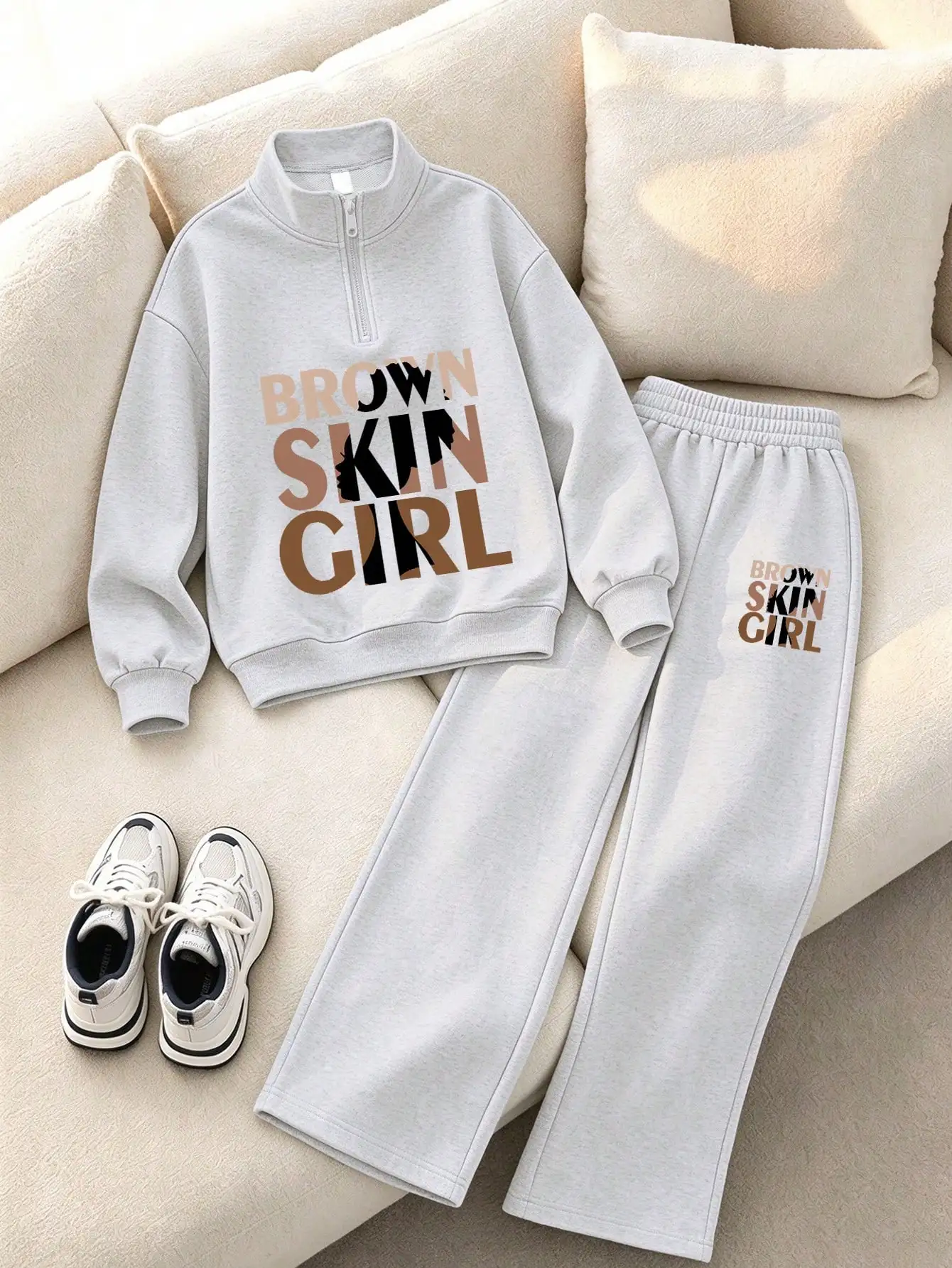 2pcs Set Polo Collar Half-Zip Printed Sweatshirt With Simple Casual Wide Leg Pants, Comfortable Autumn/Winter Outfit